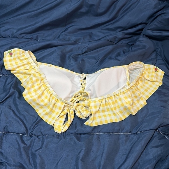 Disney Belle XXL Bikini Top with Flaw - Picture 5 of 9